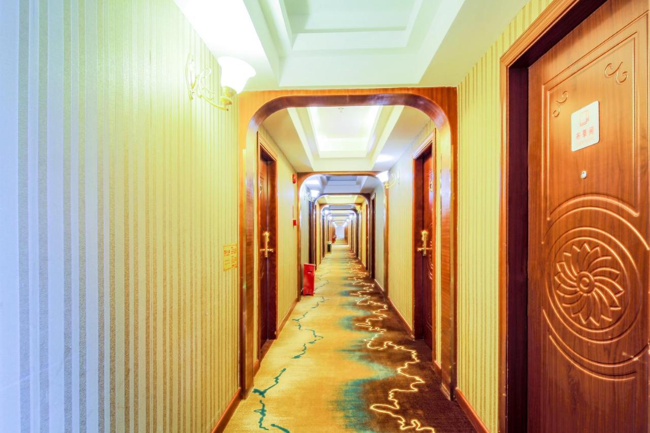 Shenzhen Civil Aviation Hotel Exterior photo